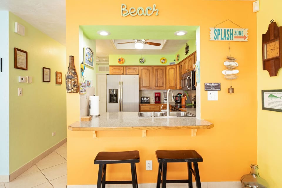 Kitchen Bar