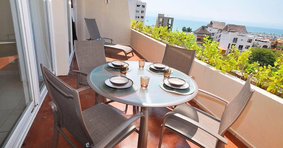 outdoor balcony patio area