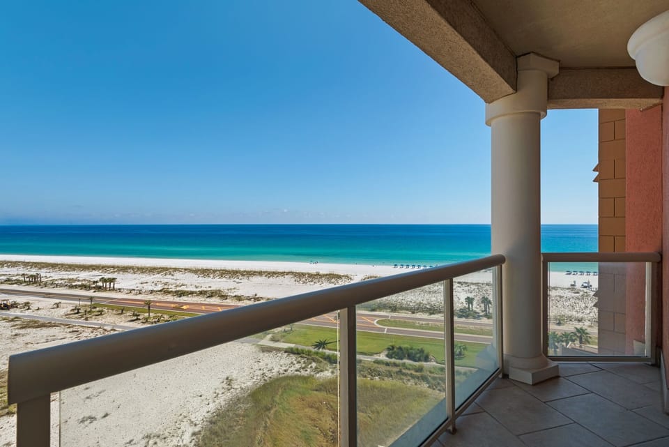Balcony view to beach (all other bldgs have RESTRICTED views..not this one!