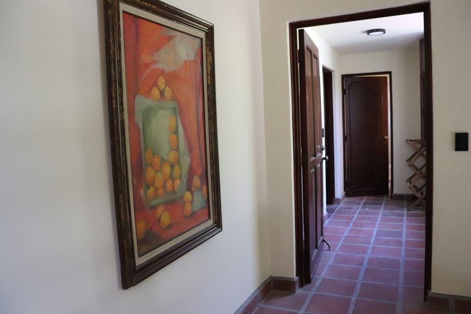 2 bedrooms and one full bath to the right (same on left side)