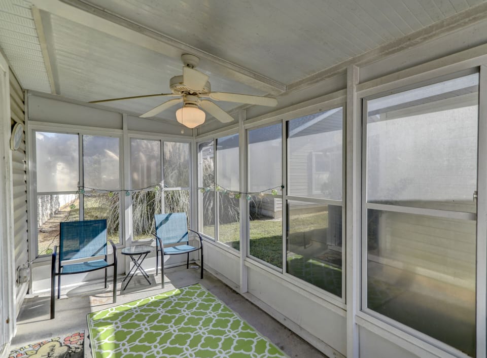 screened in porch
