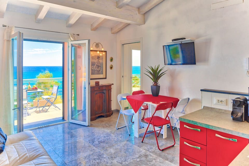 Kitchen, Living Room