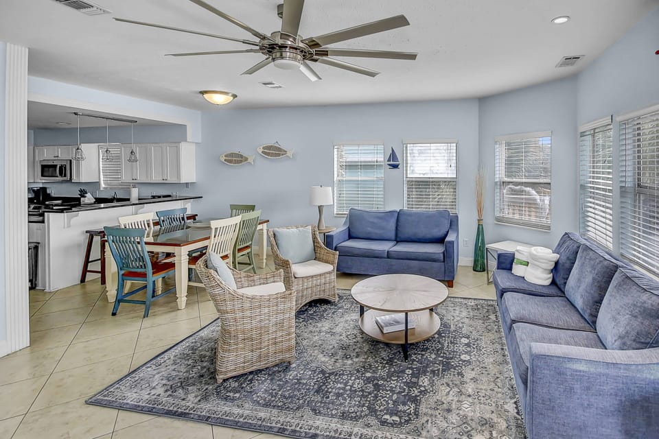 An large open-concept main floor living area