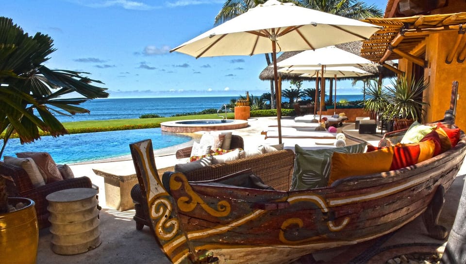 Pool area
