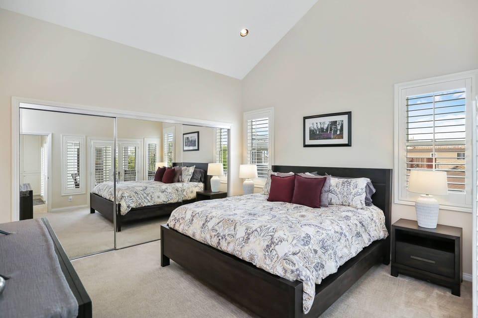 The master bedroom is quite spacious and has a large closet if you are interested in an extended stay in Corona del Mar.