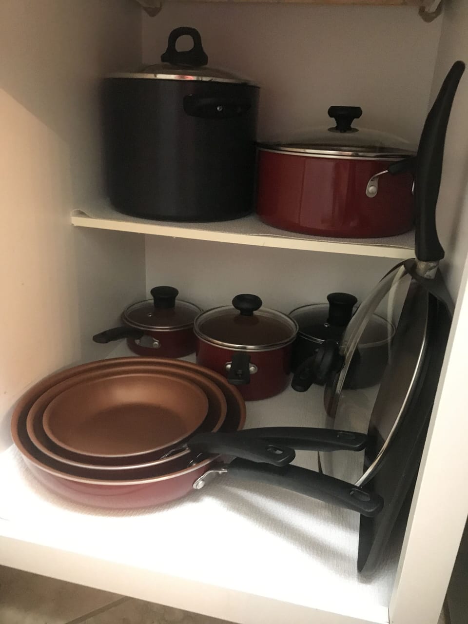 Pots and Pans
More Under the Stove