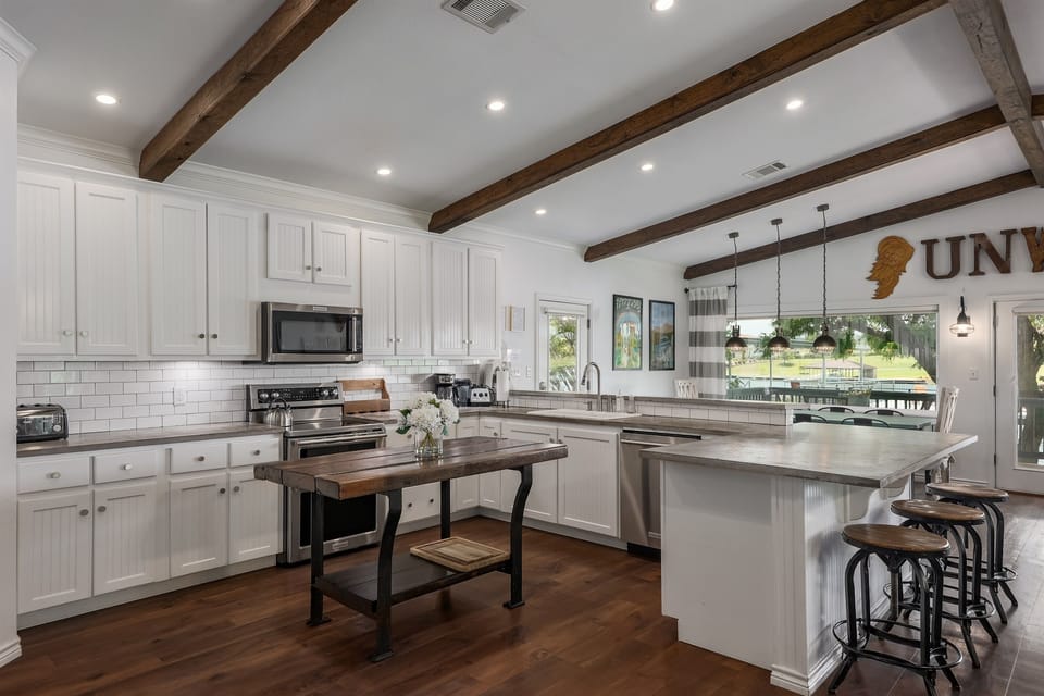 Kitchen with Island