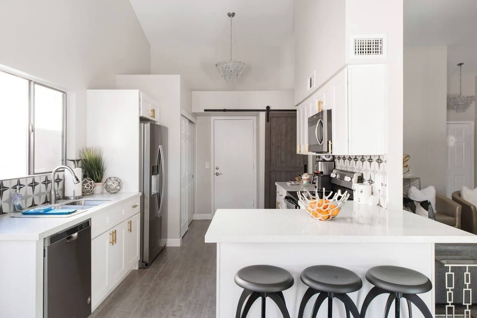 Open kitchen