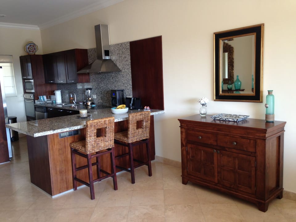 Fully equipped kitchen