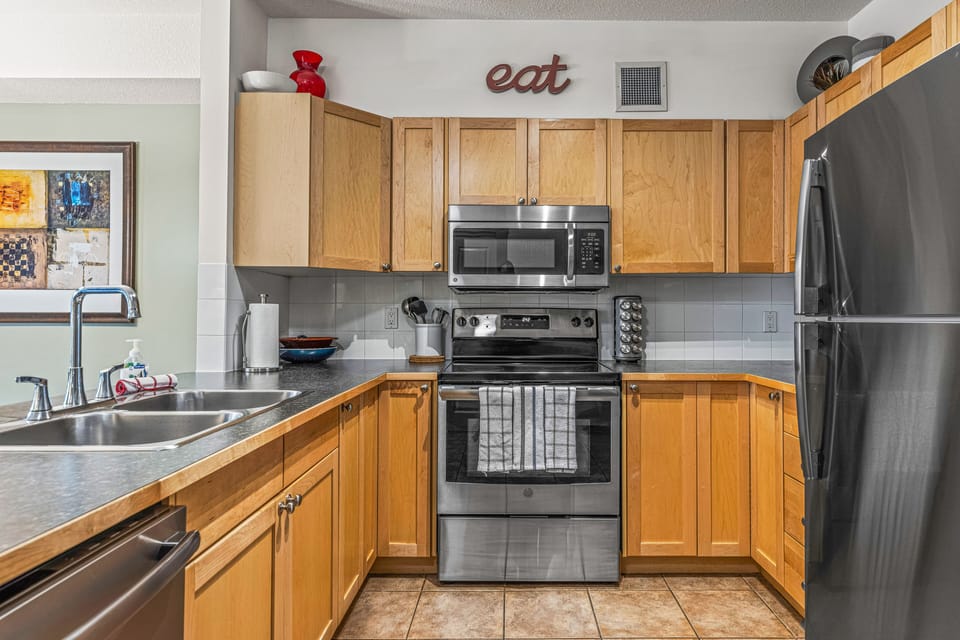Unit 1:  Fully Stocked Kitchen to make your own gourmet meals. 