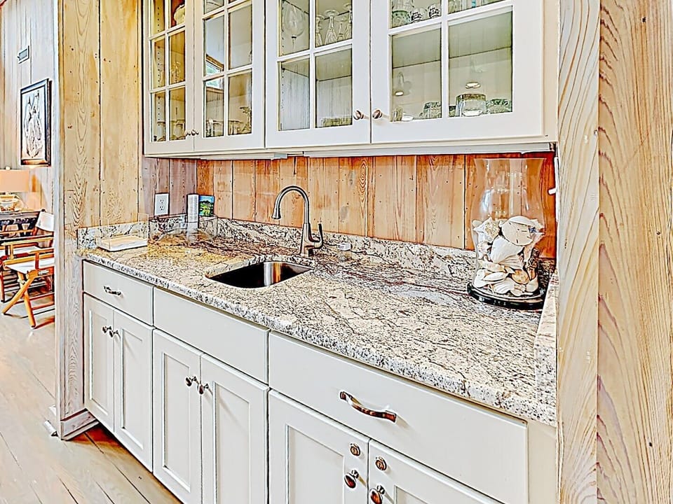 Wet Bar