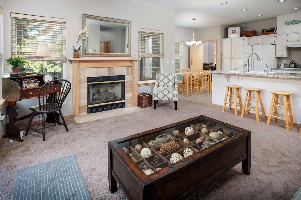The house is warm, inviting and I couldn't be more pleased.  -Laura H.