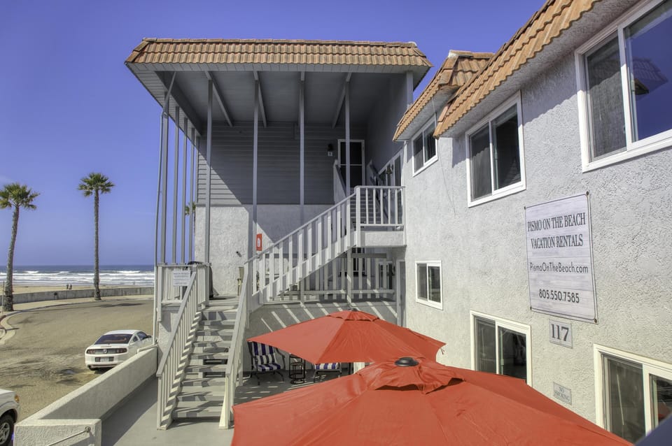 Steps to the beach. Beach access located in front of the building