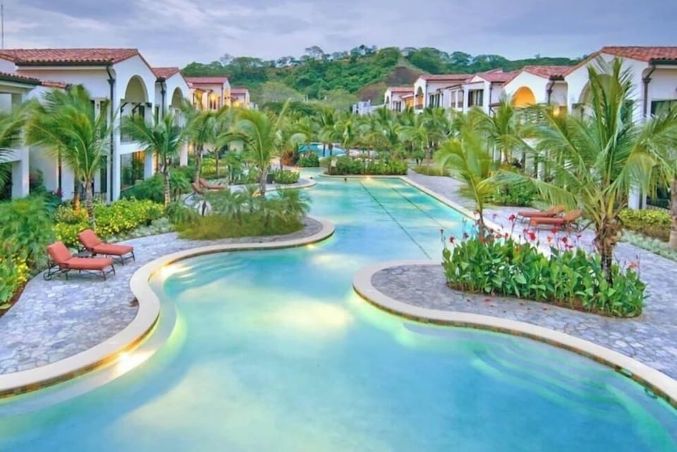 Lazy River Pool