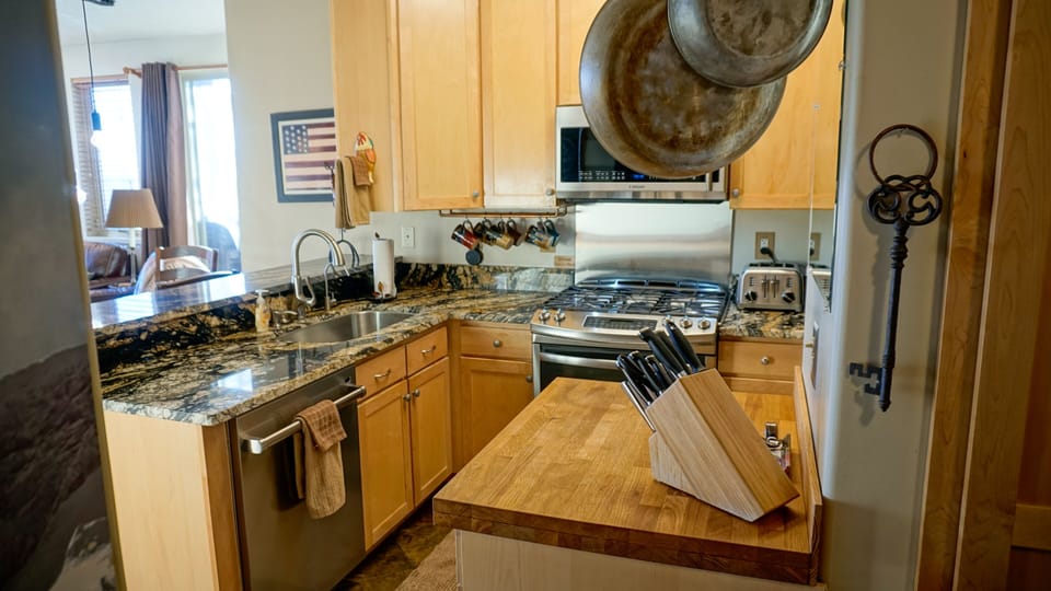 Kitchen fully stocked 