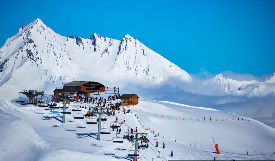 Snow and ski sports