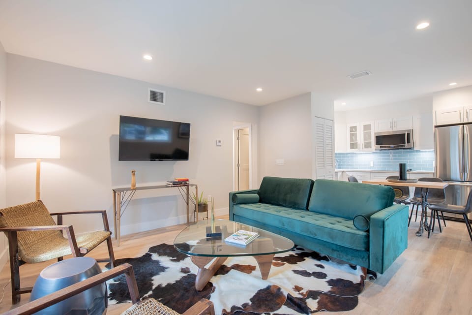 unit 4 living room
