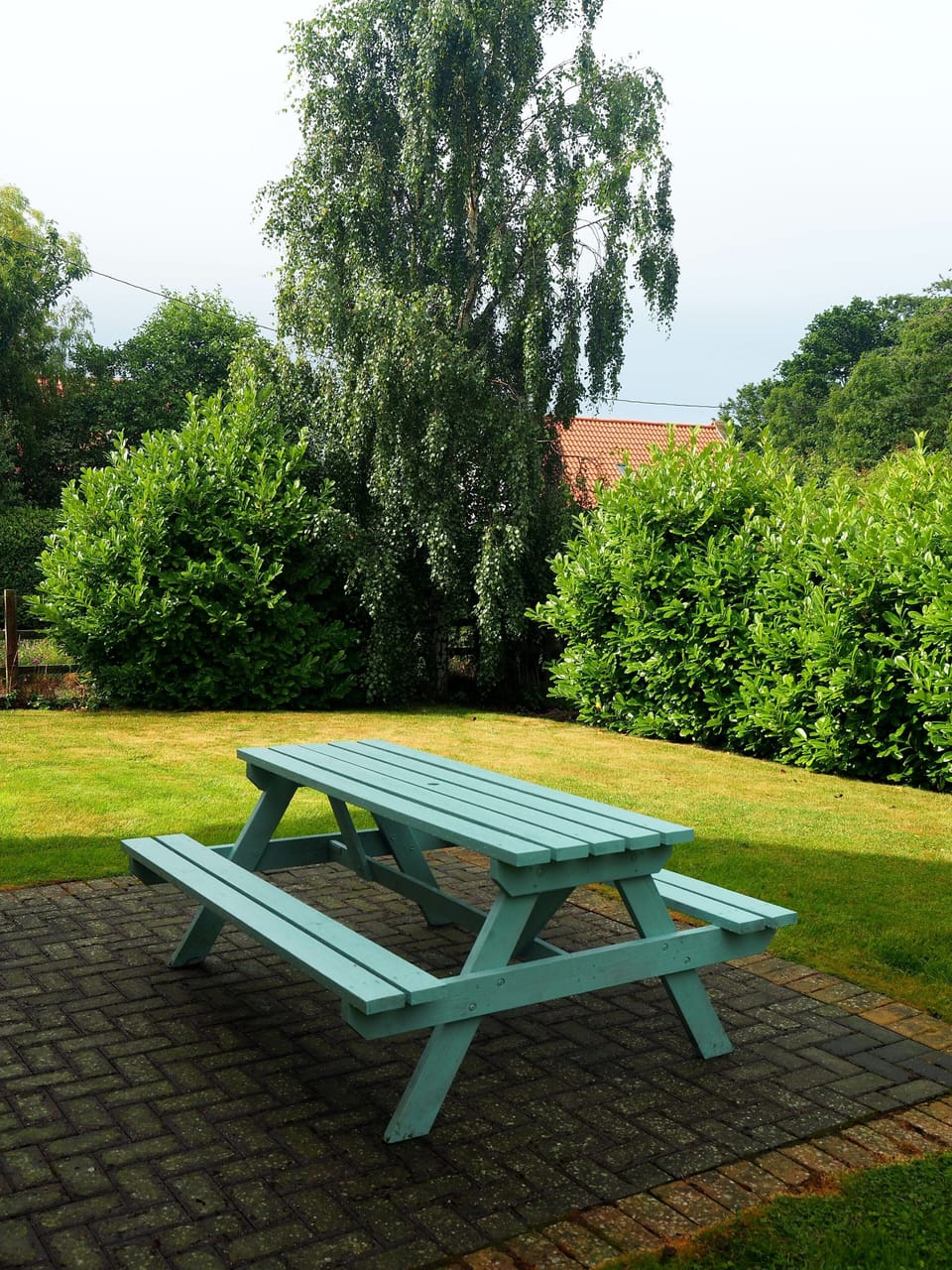 Al fresco dining.