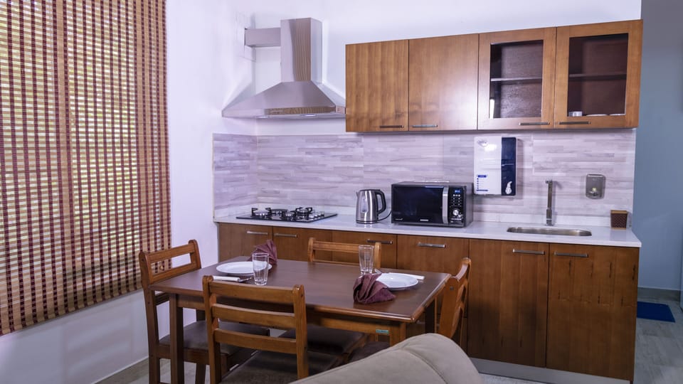dinning table