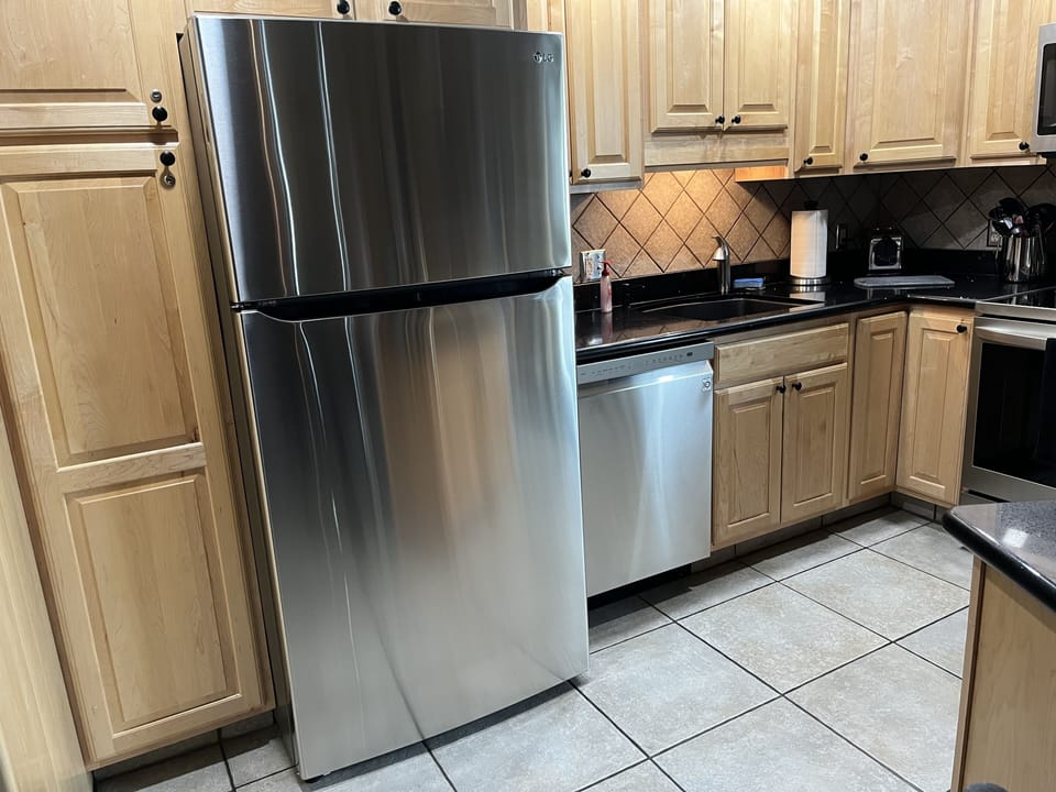 New refrigerator 9.2022