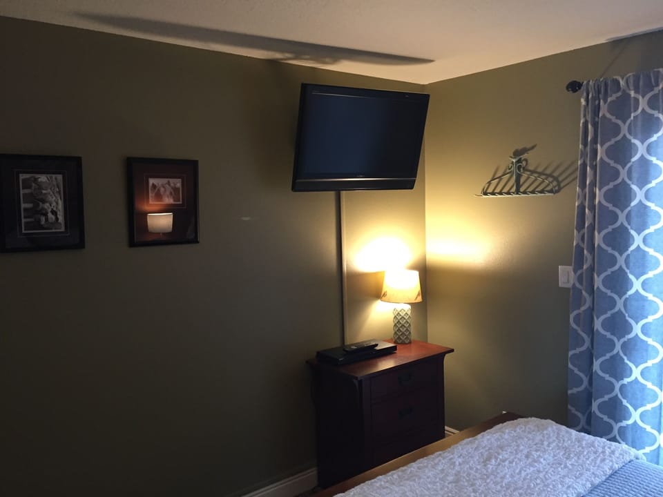 bedroom *rake for yard work*