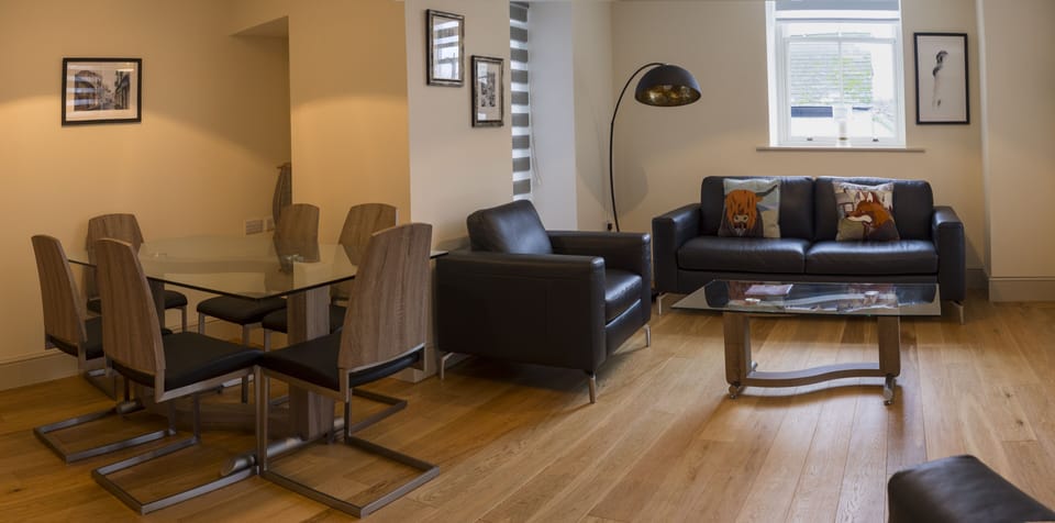 Large open plan living, dining and kitchen areas. Elegantly and contemporary.