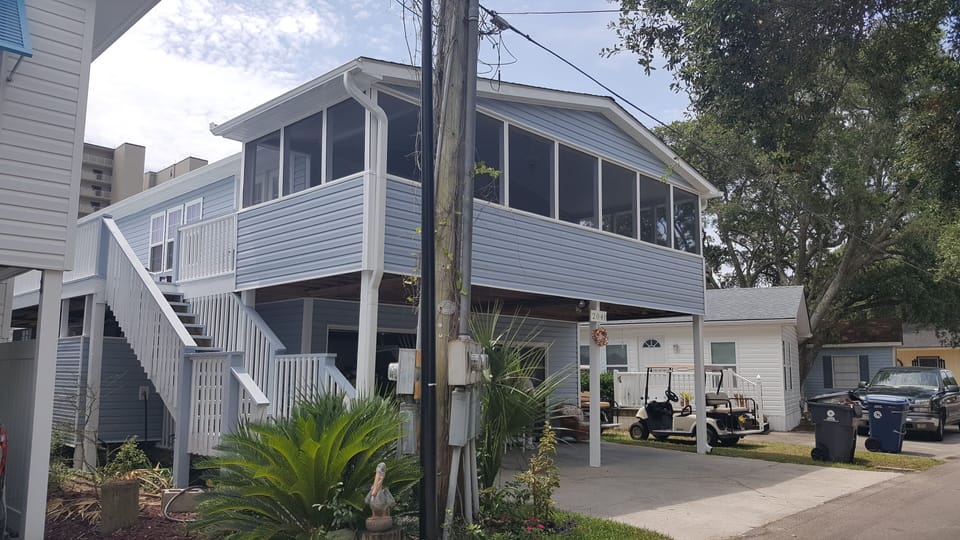FRONT EXTERIOR HOUSE