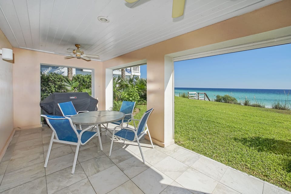 52 S. Grande - Blue Mountain - First Floor - Outdoor Area