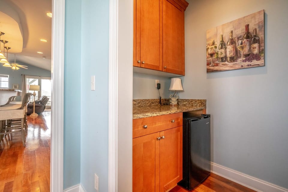 Dock Holiday-Wet Bar