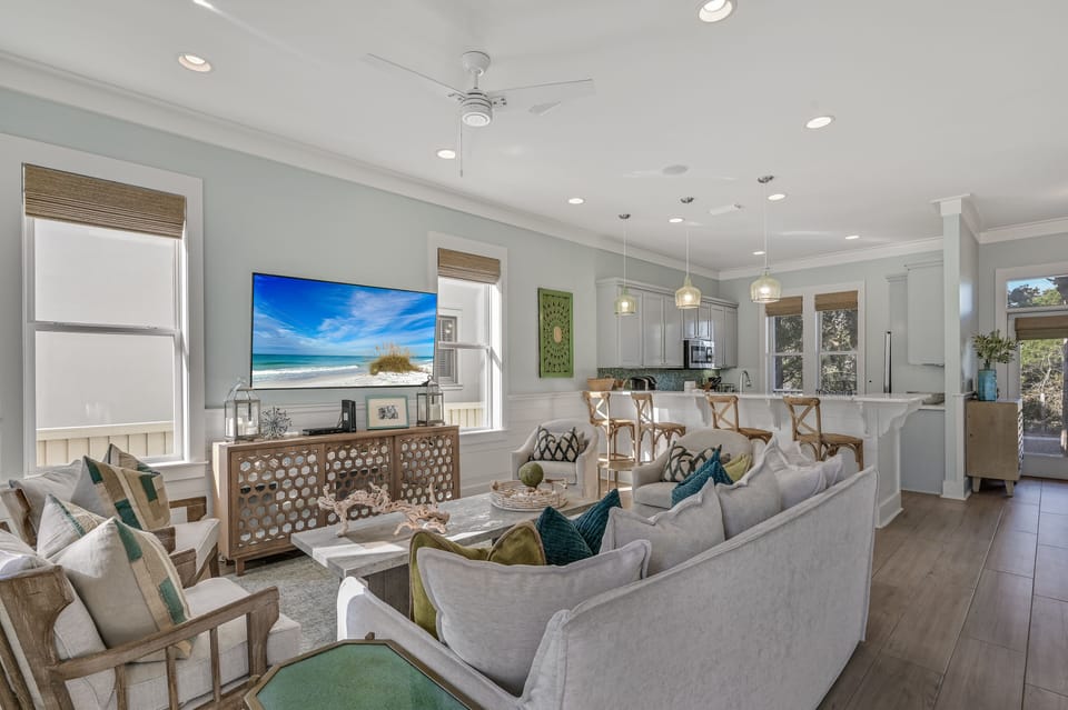 Barefoot Daze - Seacrest Beach - First Floor - Living Area