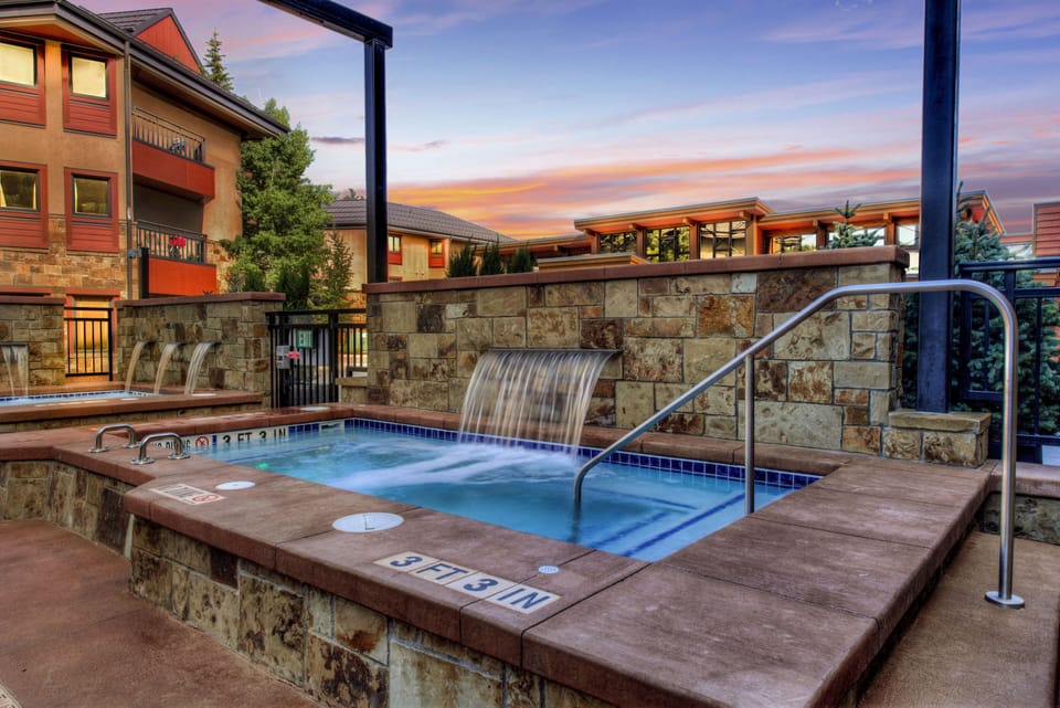 Pool and hot tubs