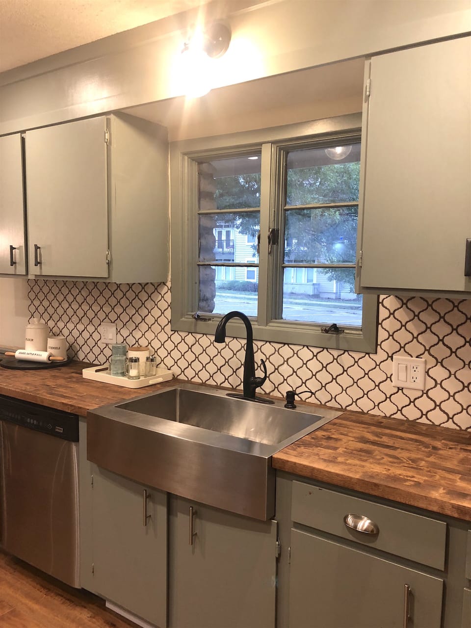 Newly remodeled kitchen.