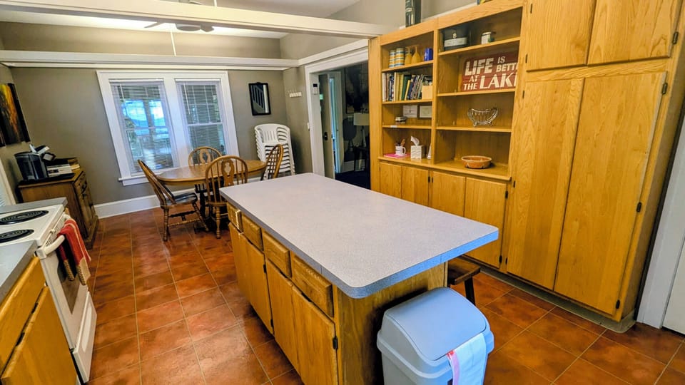 3 stools for kitchen island