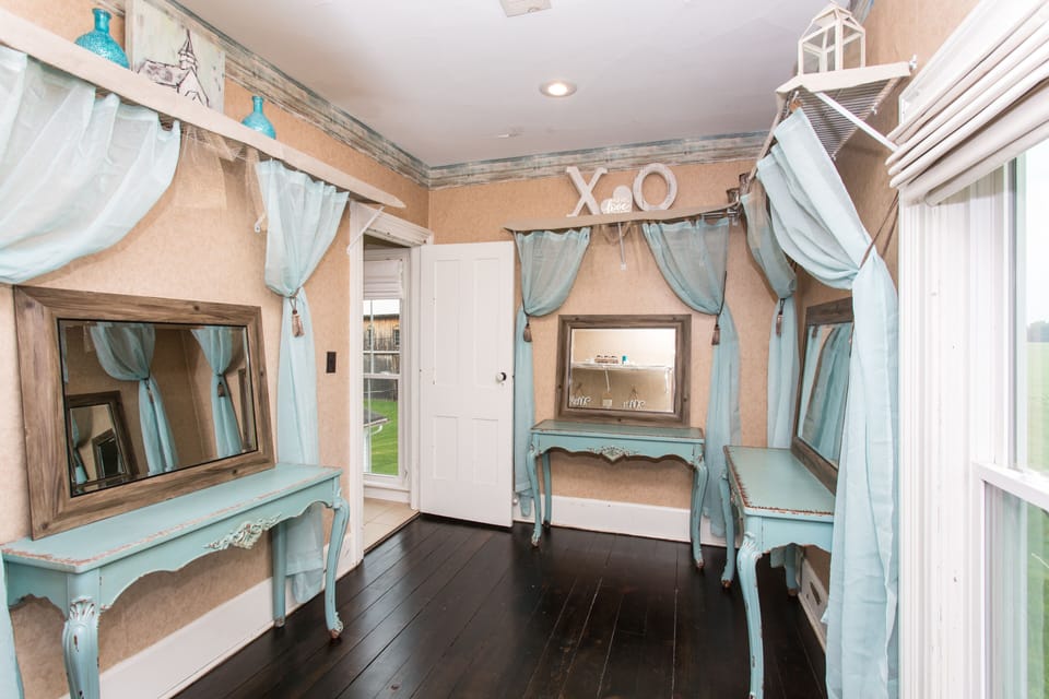 Master dressing room for getting ready for your special event.