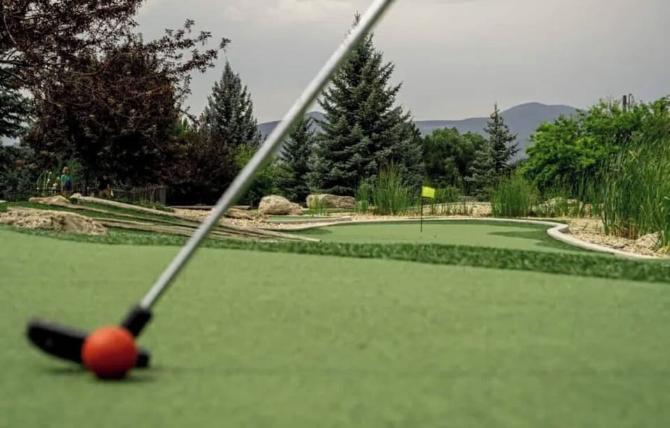 Miniature golf on Site