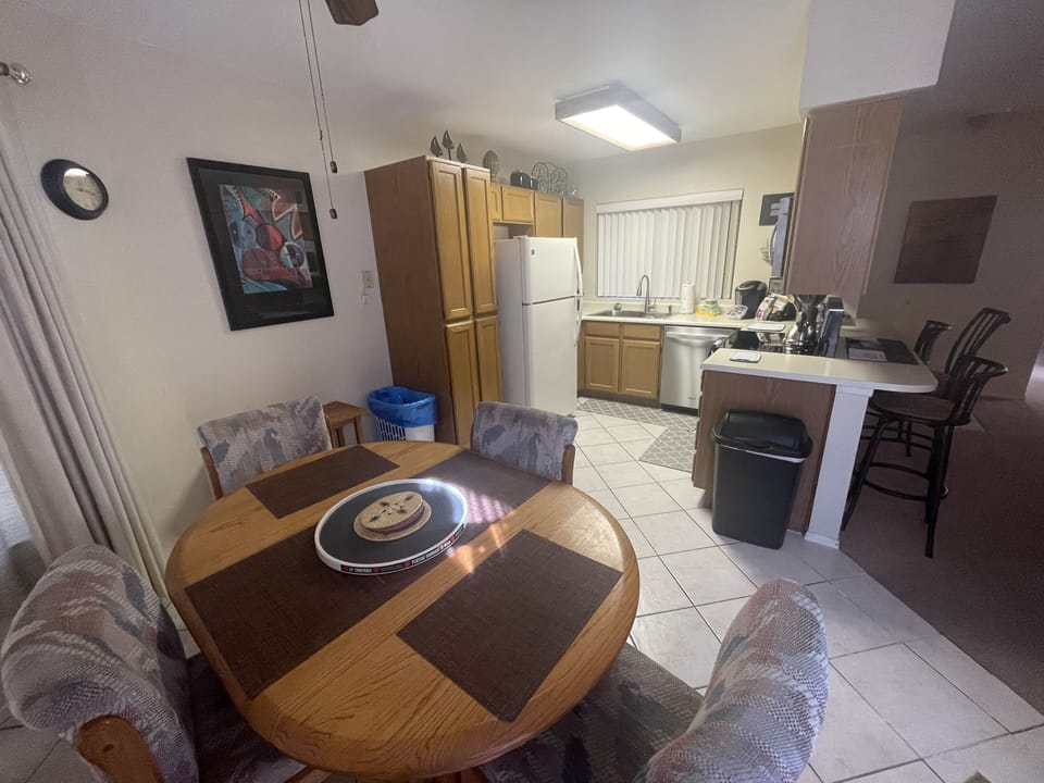 Dining alcove and kitchen