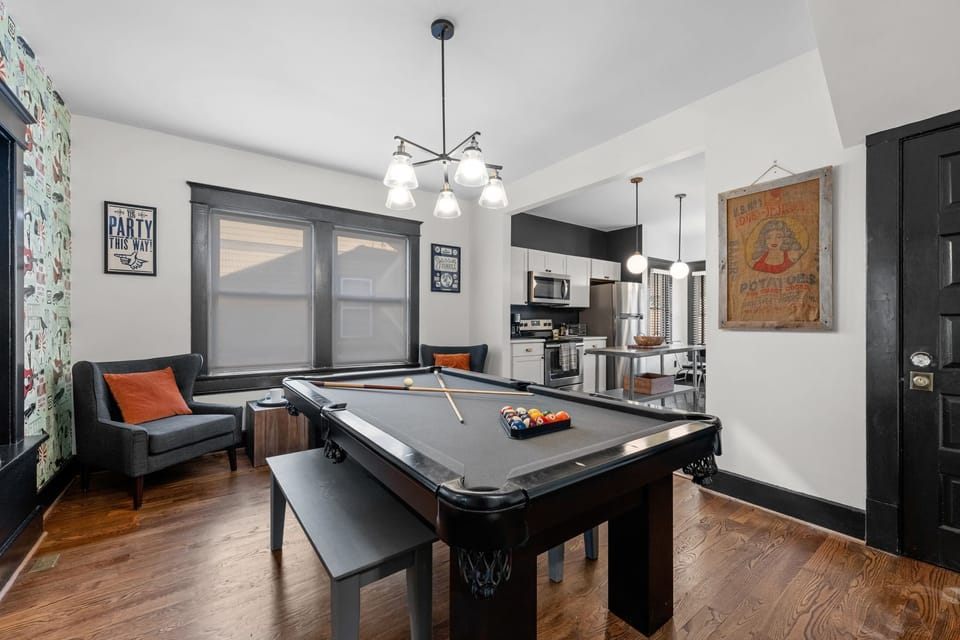 Entertaining with  Full Table Top Cover to change for Large Dining