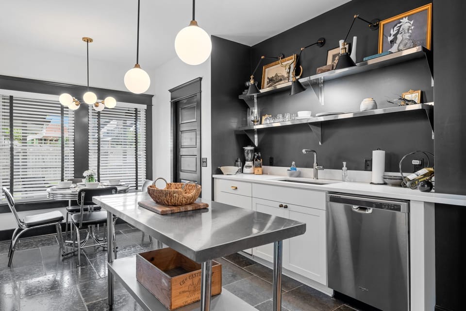 Open Kitchen with Center Island