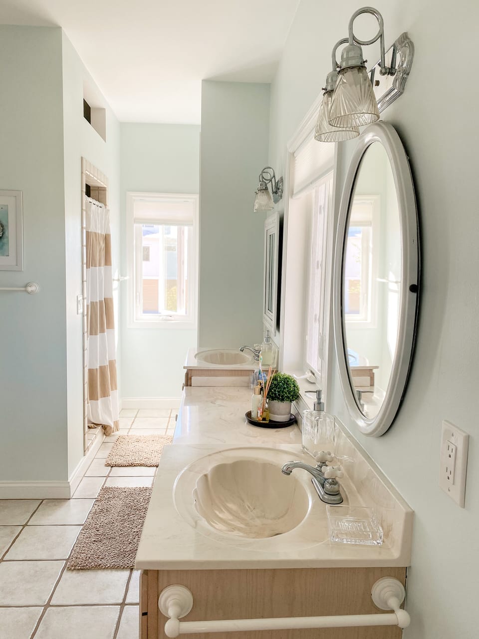 Master bath.