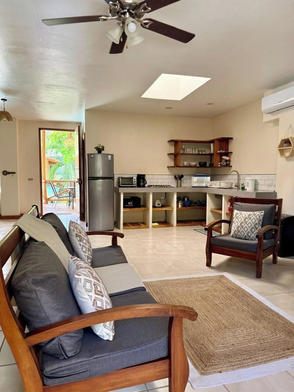 Living room /  Kitchen