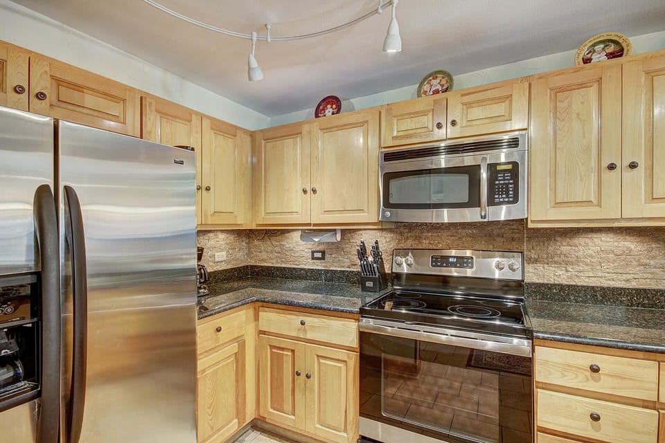Fully equipped kitchen