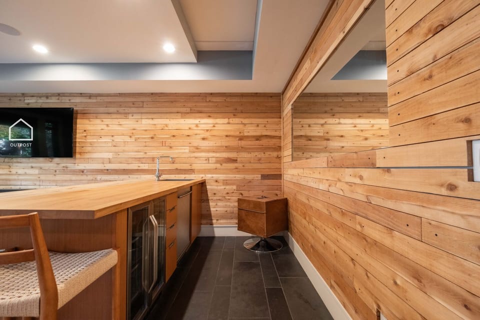 Mini bar