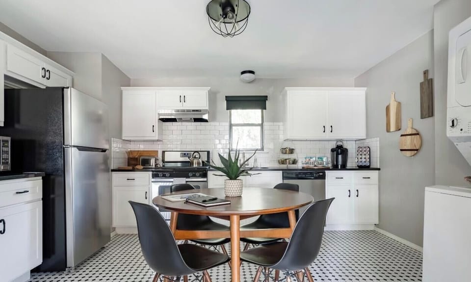 Gas stove. Oven. Microwave. Dishwasher. Refrigerator. Toaster. Coffee Bar. 