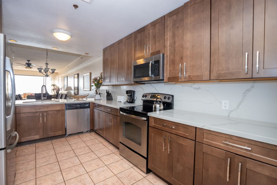 Sands of Kahana 366 - Kitchen