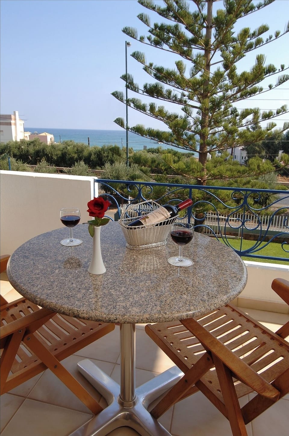 BALCONY APOLLO