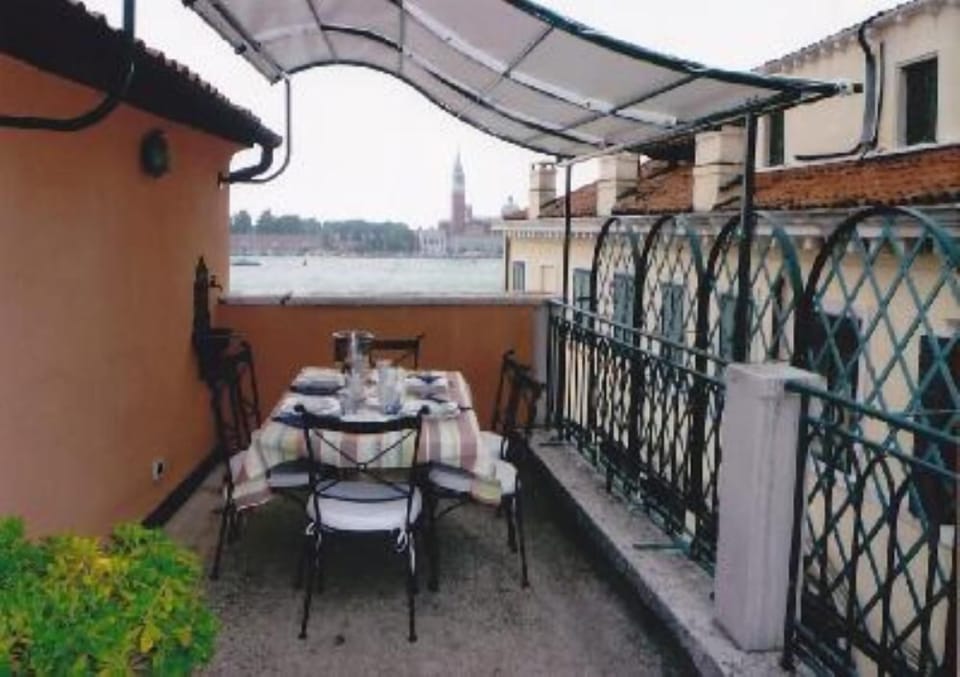 Terrace / Balcony