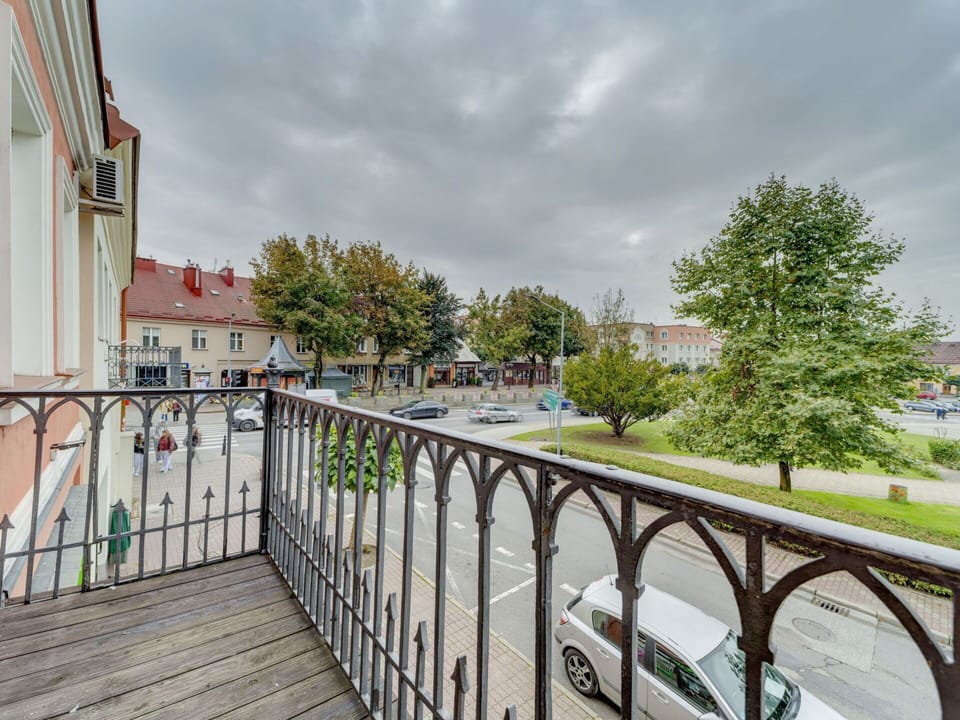 Bicycle, Bicycle Fork, Parking, Balcony