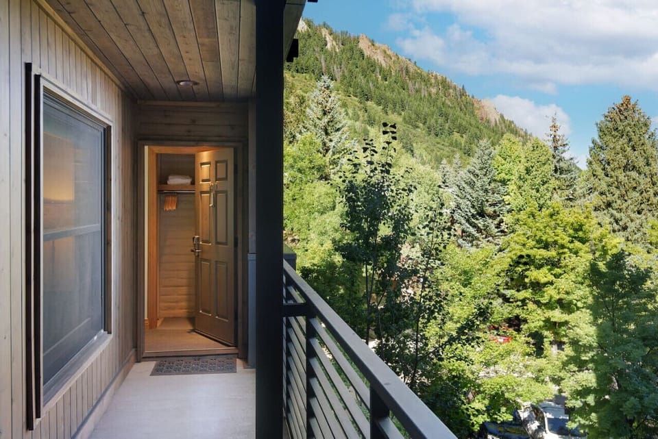 Entrance to Unit