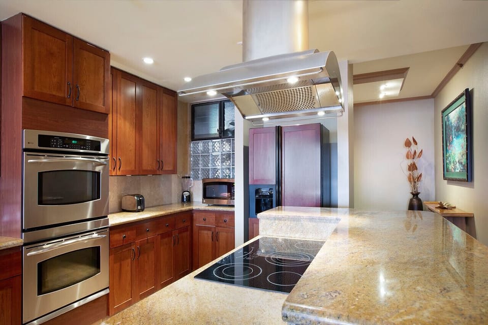 Sands of Kahana 215 - Fully equipped kitchen