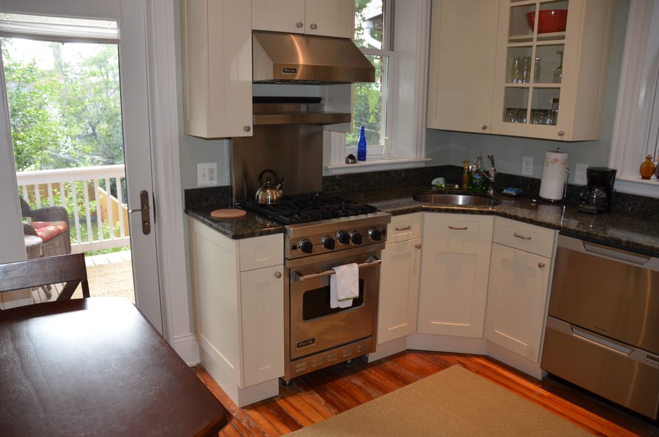 Kitchen w/door to rear deck